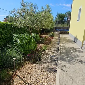 https://apartments-jana-krk.primorje-gorskikotar.com